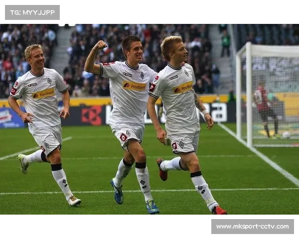 德甲战局白热化 欧战席位与保级命运悬而未决 德甲战局白热化 欧战席位与保级命运悬而未决