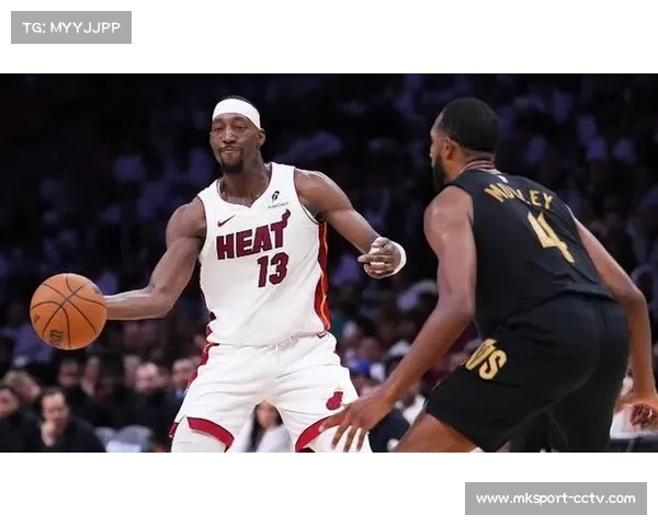 热火半场落后凯尔特人，阿德巴约内线独木难支